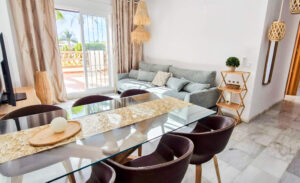 Salon z wyjściem na taras – Apartament nr 2